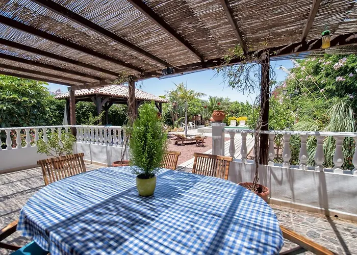 فندق Finca San Agustin *